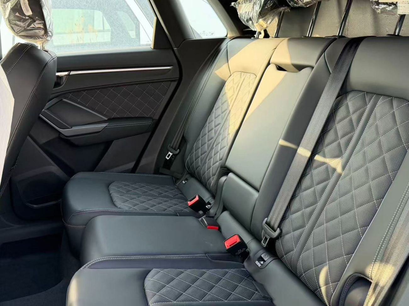 أودي Q3 35 TFSI S-LINE أنيق وديناميكي