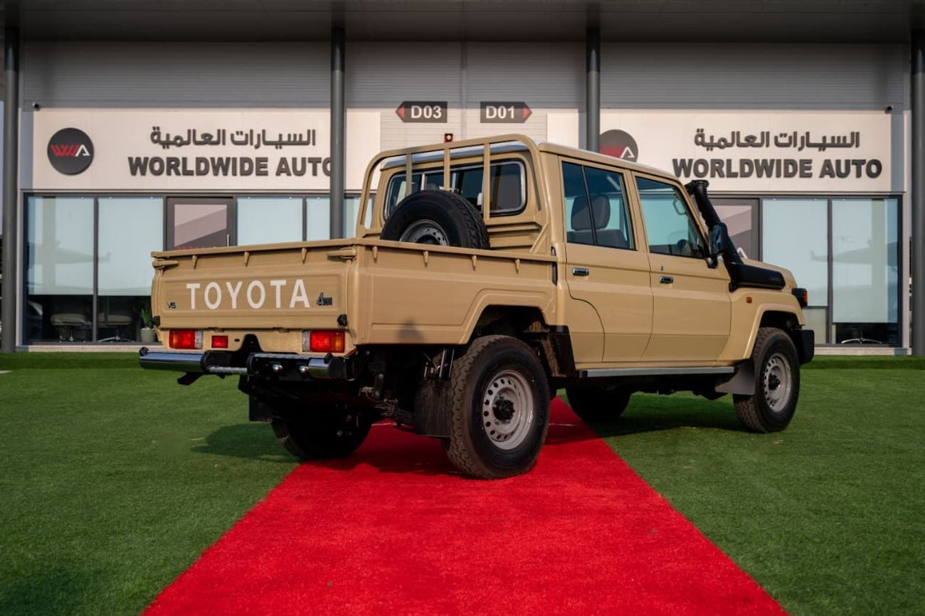 Toyota Land Cruiser Pickup 70 Standard 4.0L V6 ~ Petrol ~ Automatic
