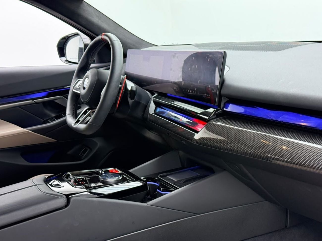BMW M5 STANDARD 2026 BMW M5 Individual, Warranty, Full BMW Service History, GCC Specs.