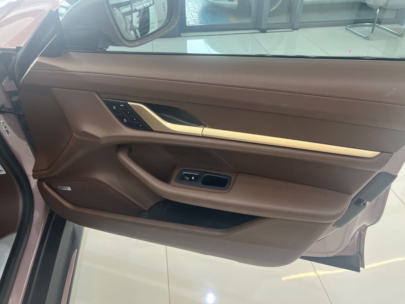 Porsche Taycan STANDARD As good as new