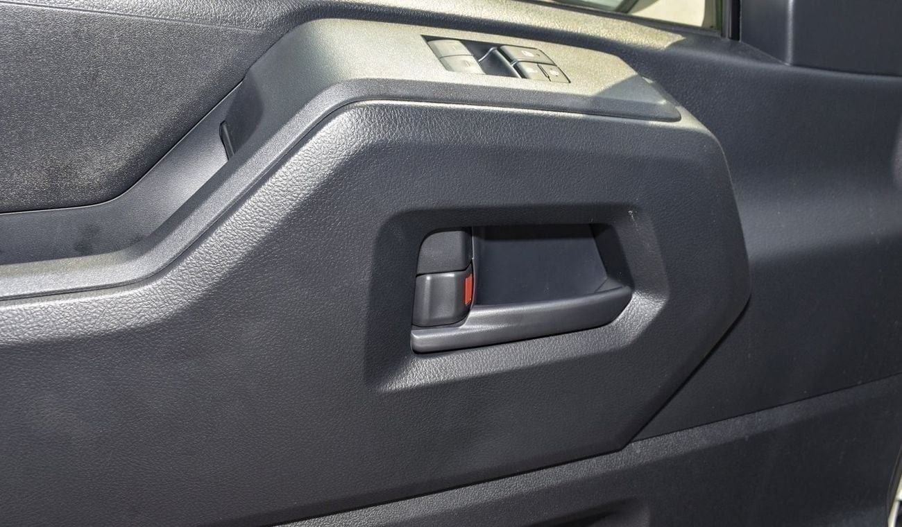 Toyota Hiace GL Toyota Haice 3.5 passenger 13 seater Model 2026