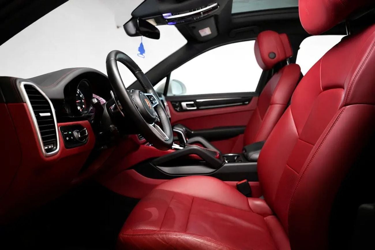 Porsche Cayenne STANDARD