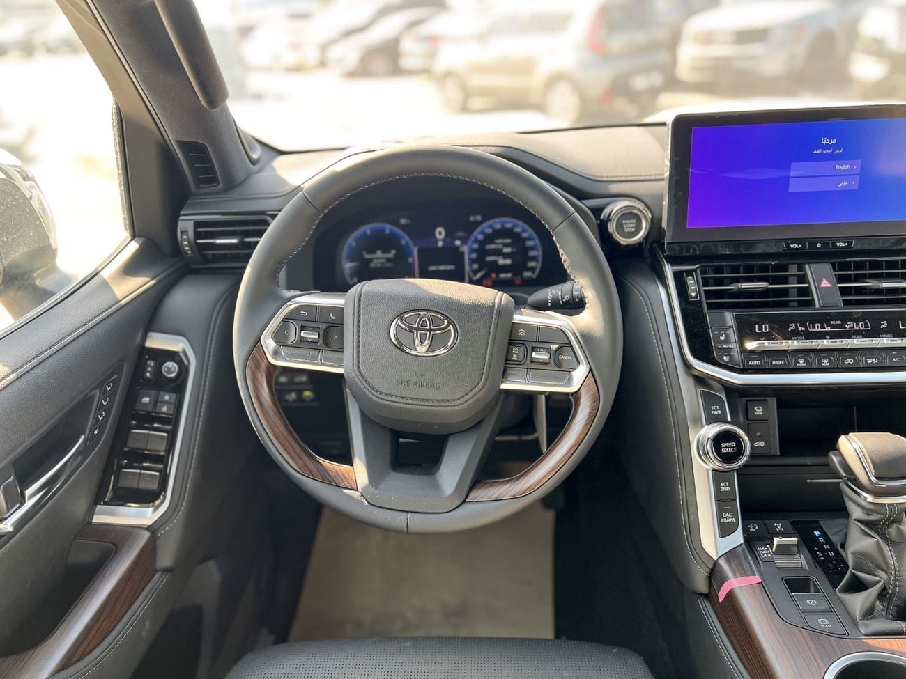 Toyota Land Cruiser EXPORT ONLY - 2026 LC300 VX 4.0L (Black Interior) (GCC Specification)