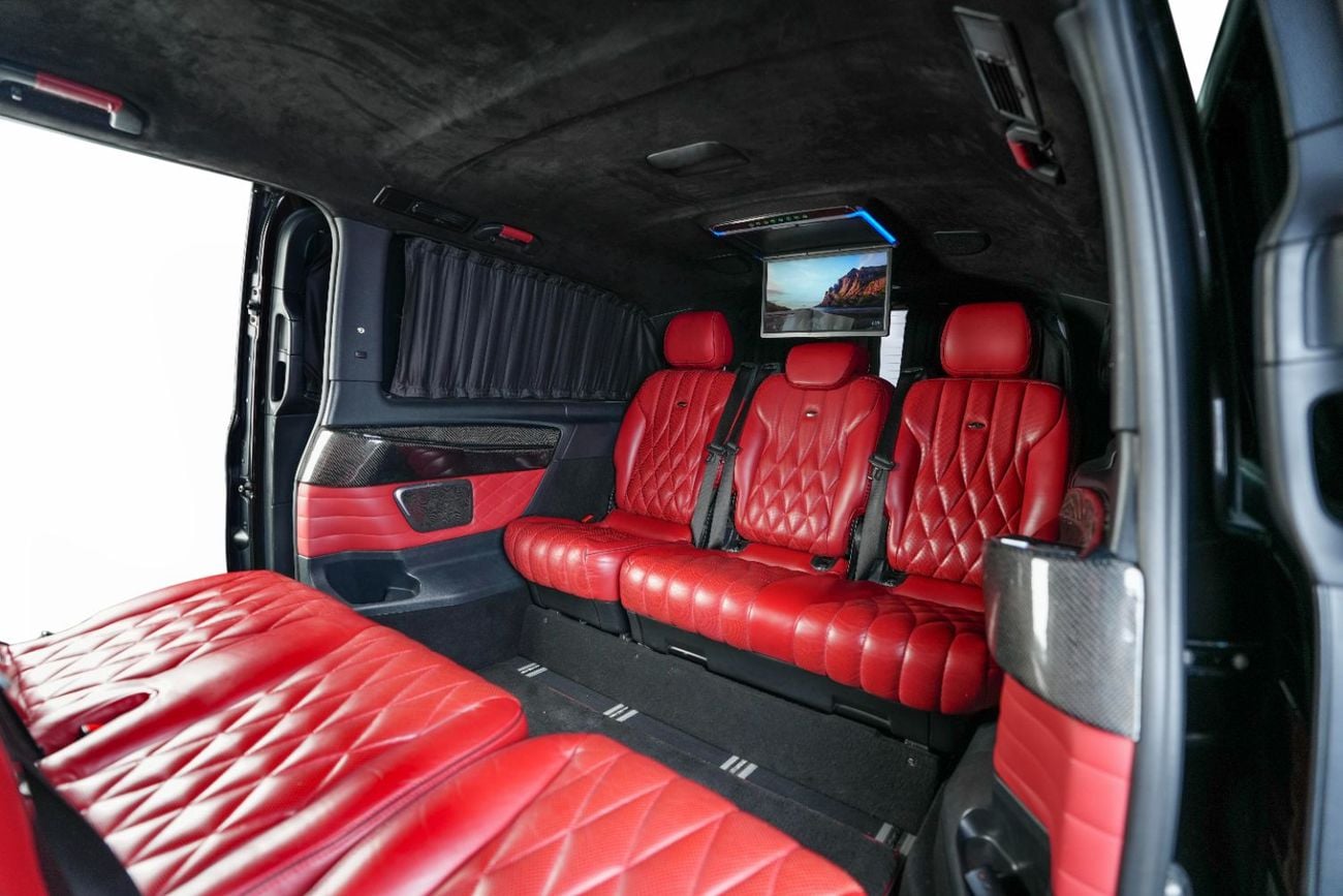 Mercedes Benz V 250 -Two Tone-GCC-Star Light System-Well Maintained