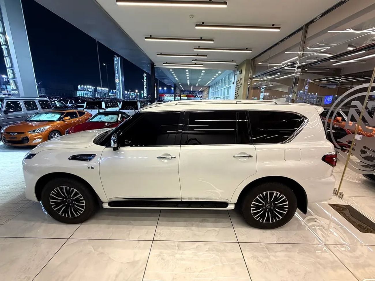 نيسان باترول LE بلاتينيوم سيتي PLATINUM LE-V8 – MODEL