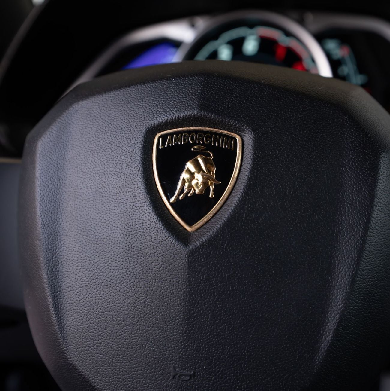 لامبورغيني أفينتادور LP700