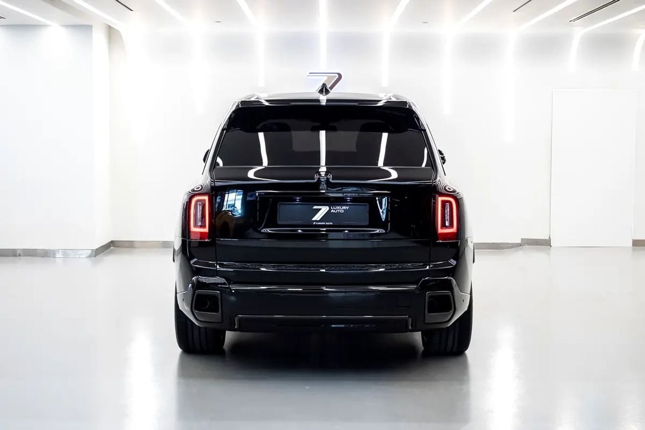 Rolls Royce Cullinan BLACK BADGE | GCC Specs | VIP SEATS | With Warranty and Service Contract