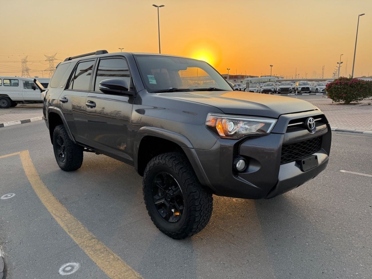 Toyota 4Runner SR5 Leader Seat Perfect and smooth car