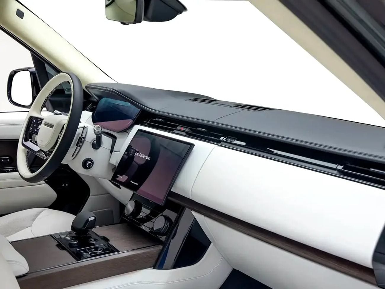 Land Rover Range Rover HSE P530 | GCC Spec | Dealer Warranty and Service Contract
