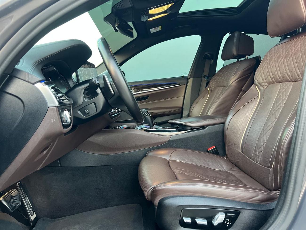 BMW 540i M SPORT COMFORT