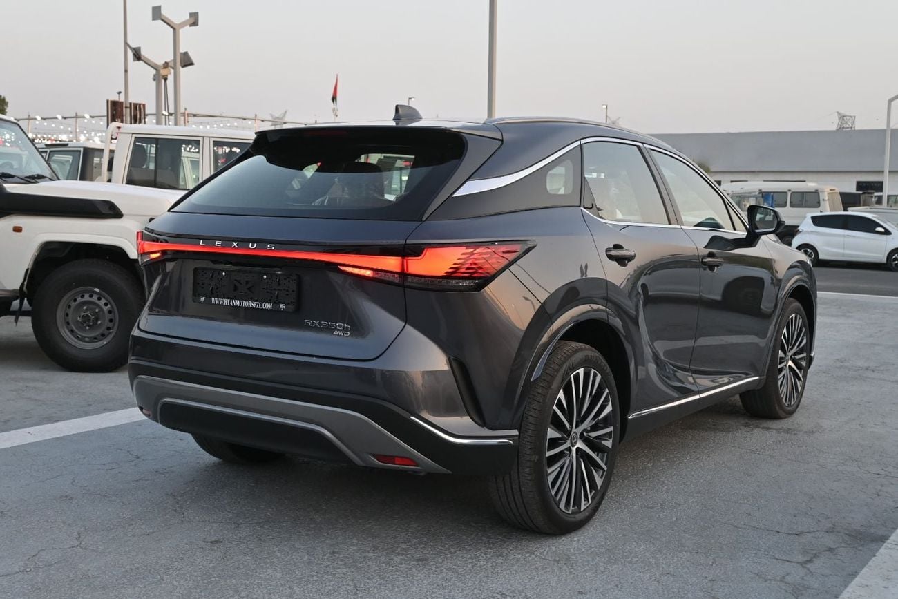 لكزس RX 350h Luxury 2.5L Hybrid AWD لكزس RX350h الفاخرة موديل 2026، محرك هجين سعة 2.5 لتر، دفع رباعي، اللون رمادي