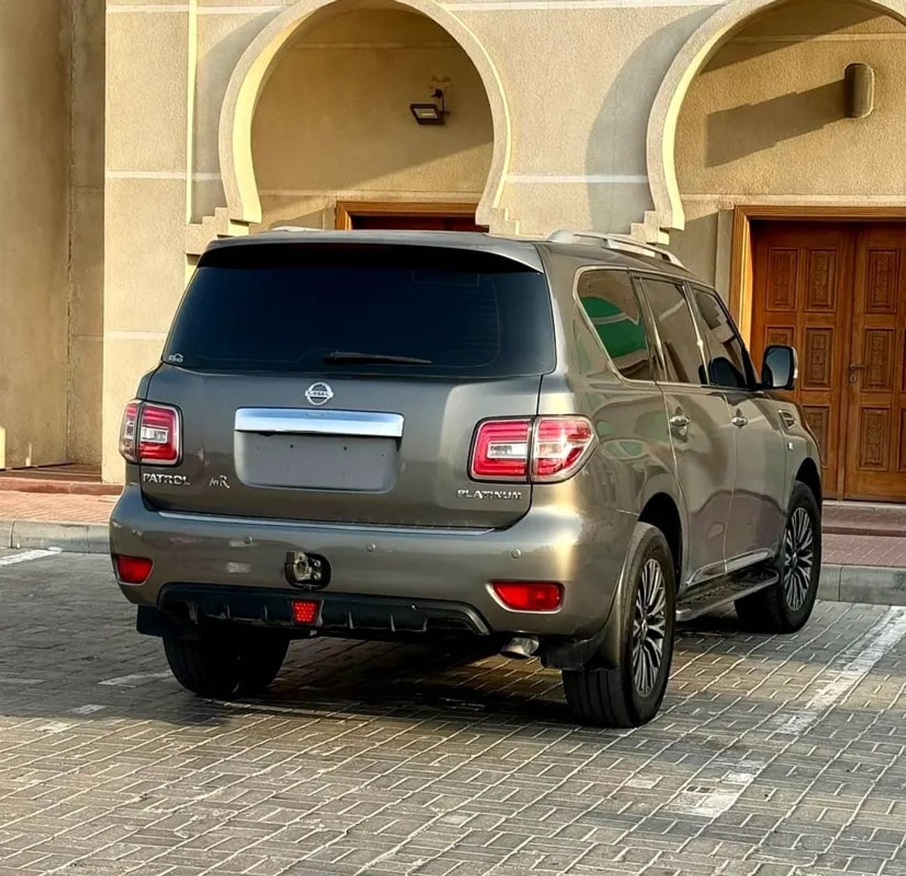 Nissan Patrol LE PLATINUM | GCC Specs | Well Maintained