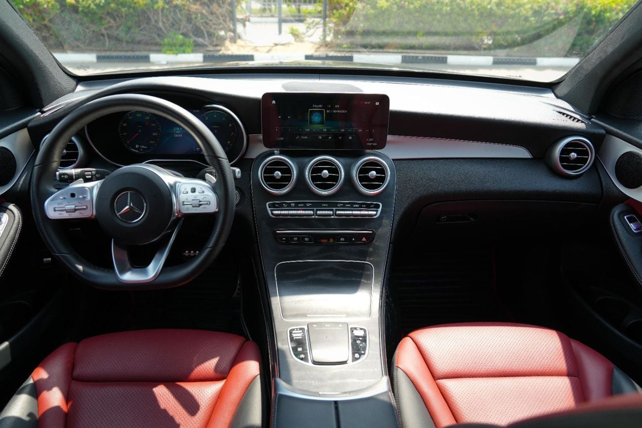 مرسيدس بنز GLC 300 AMG 2.0L