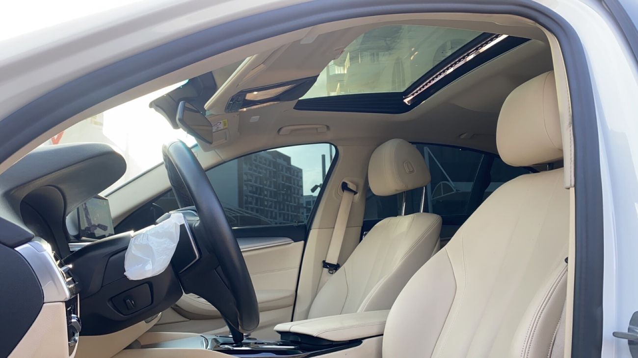 BMW 520i M SPORT