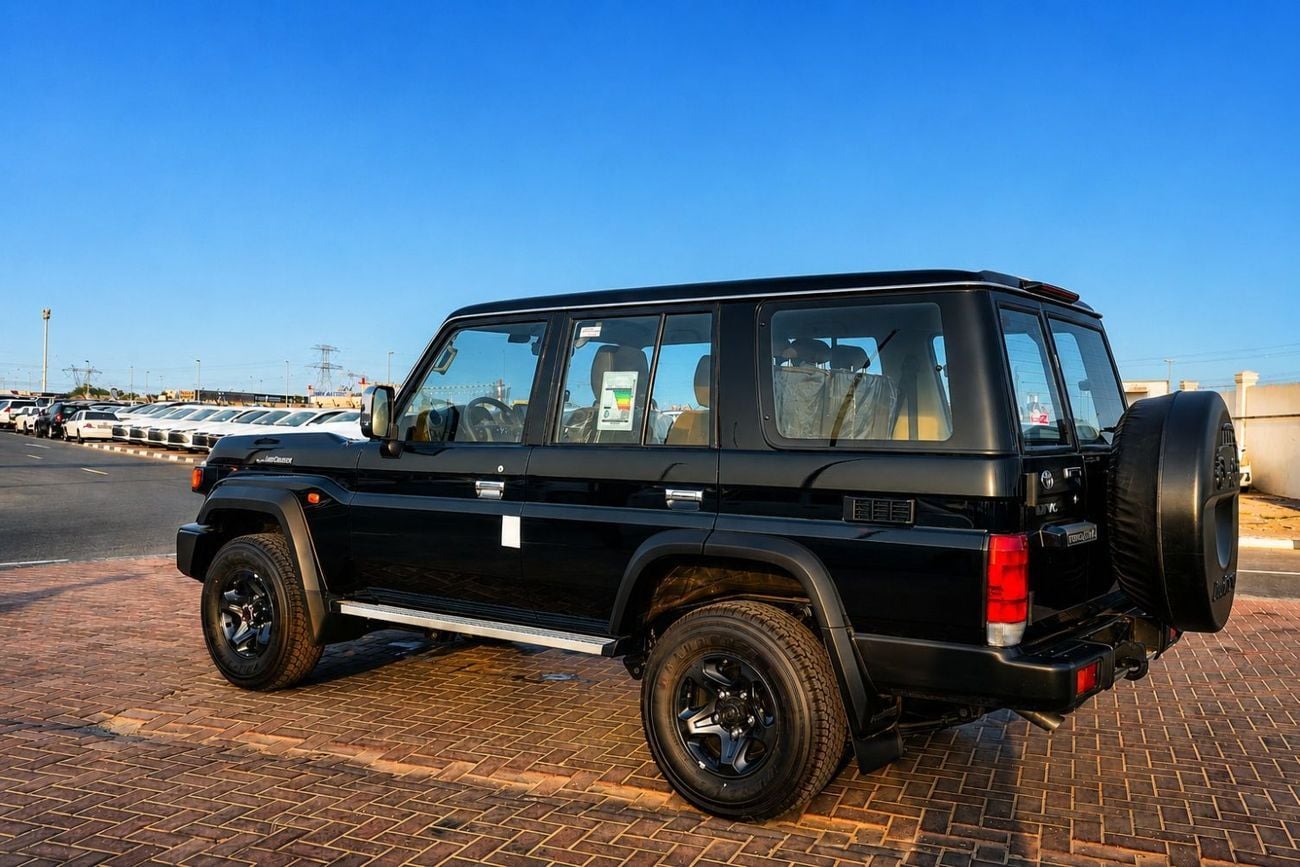 Toyota Land Cruiser 70 v6 petrol