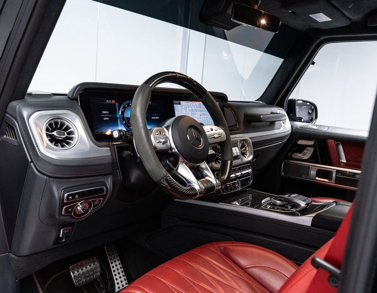 Mercedes Benz G63 AMG STANDARD BUY NOW, PAY 2027 | THE BLACKLINE STANDARD | Mercedes Warranty + Service Contract, GCC