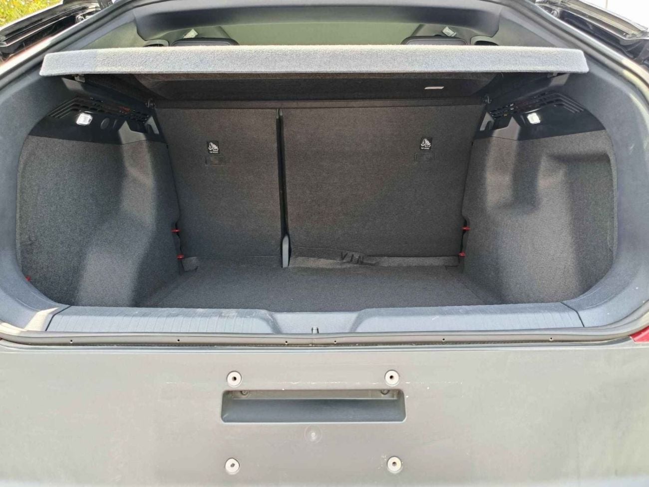 Volkswagen ID.4 CROZZ PRO / ELECTRIC / 360 CAMERA / HEAD UP DISPLAY / PANORAMIC ROOF (CODE # ID4P-D)