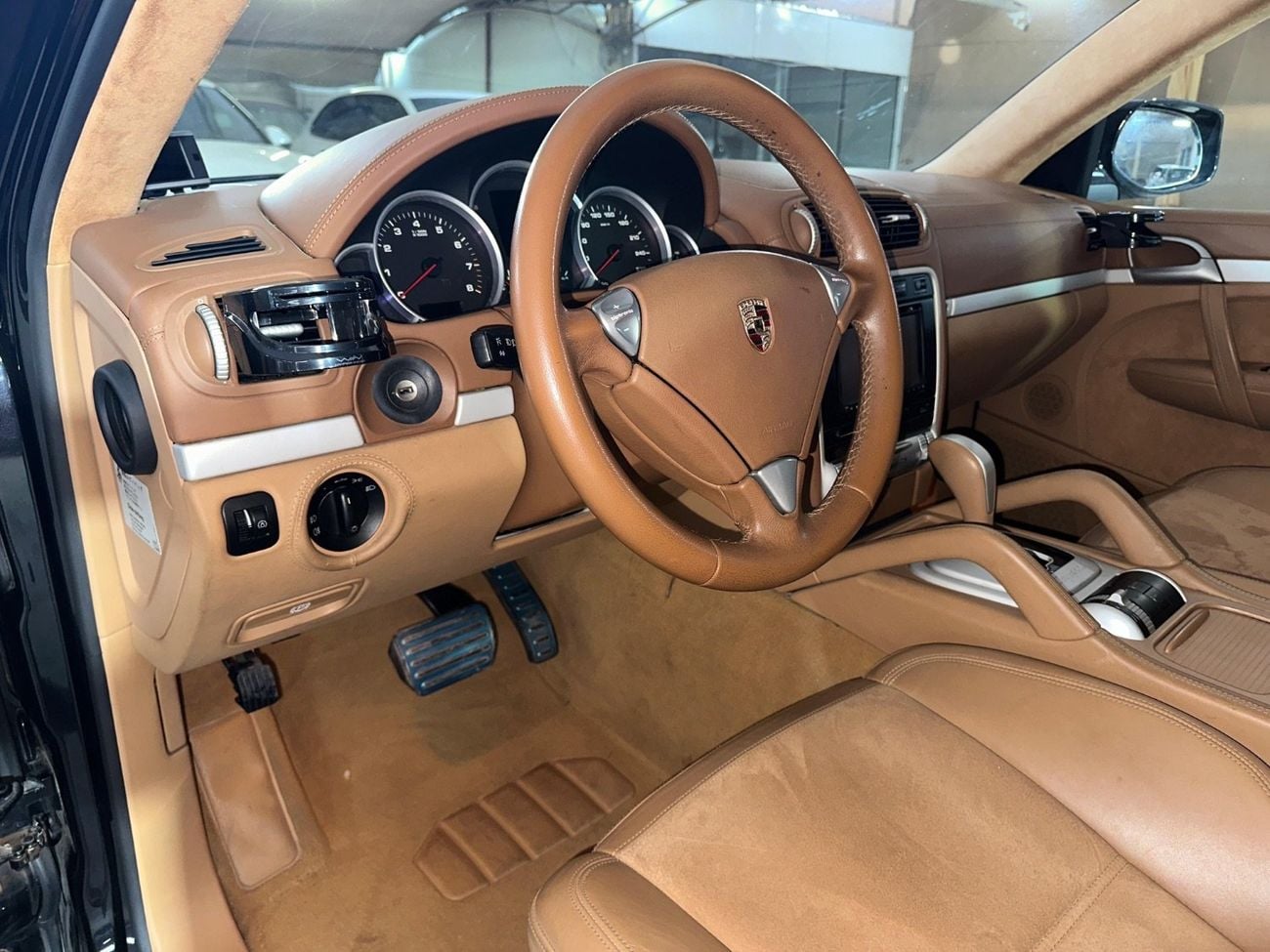 Porsche Cayenne GTS | SUNROOF | TWO KEYS | HALF ALCANTARA LEATHER BEIGE SEATS
