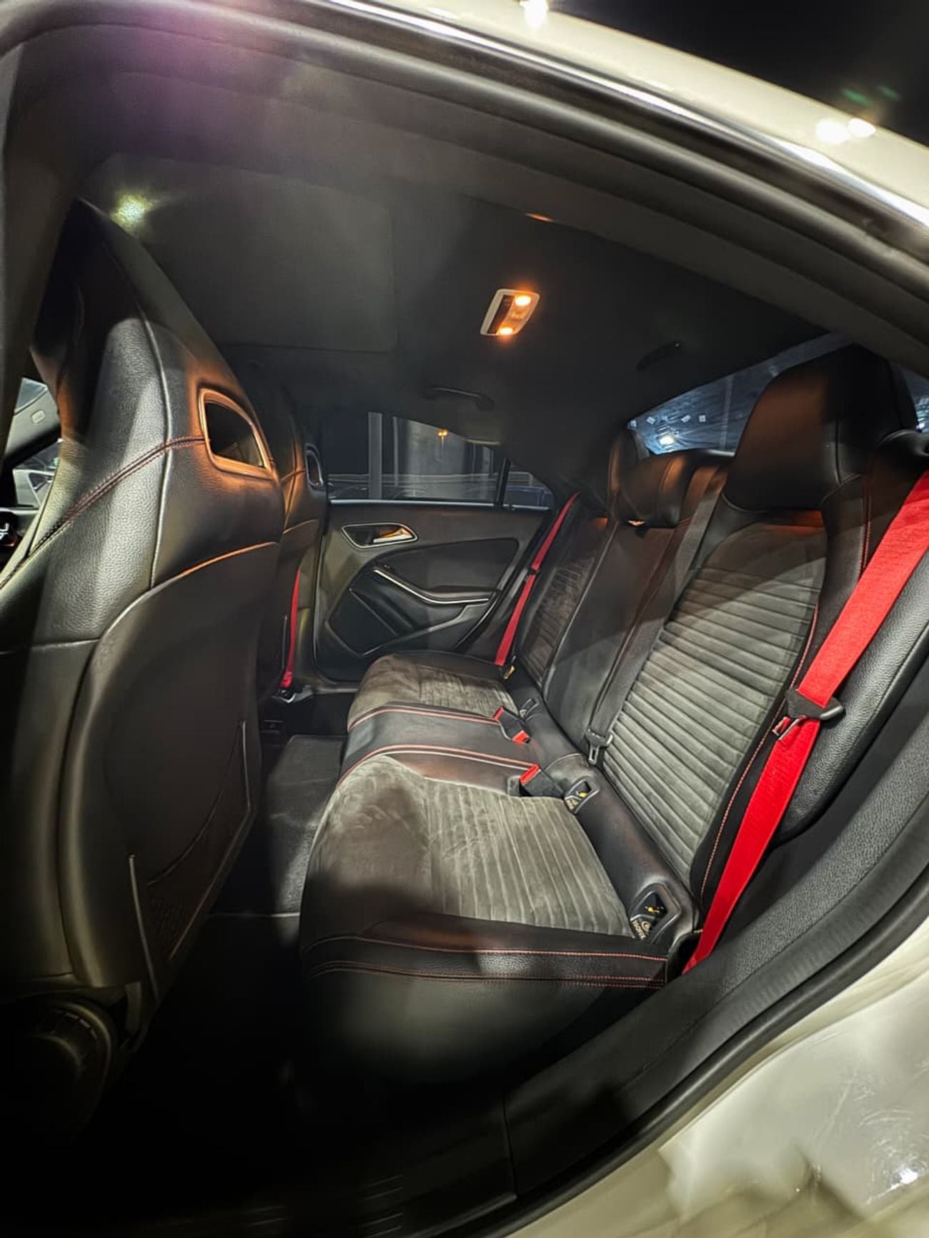 Mercedes Benz CLA250 STANDARD