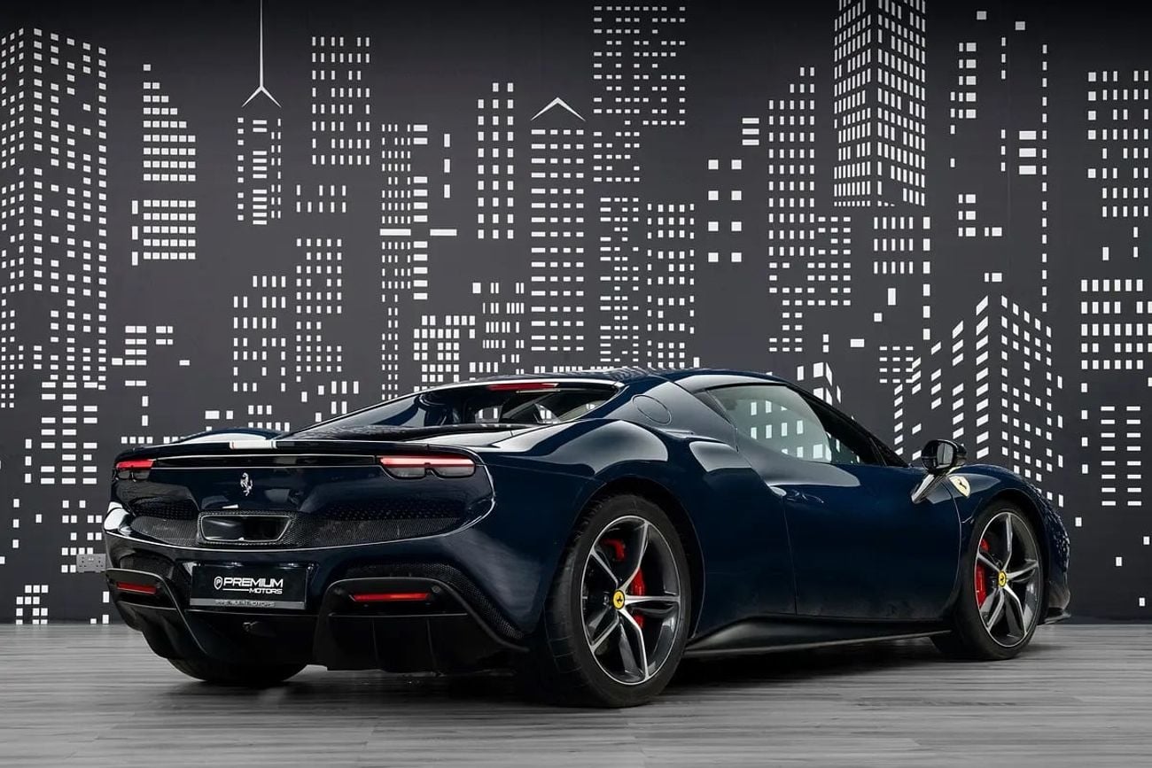 فيراري 296 GTB GTB | باقة الخدمات (الطاير (