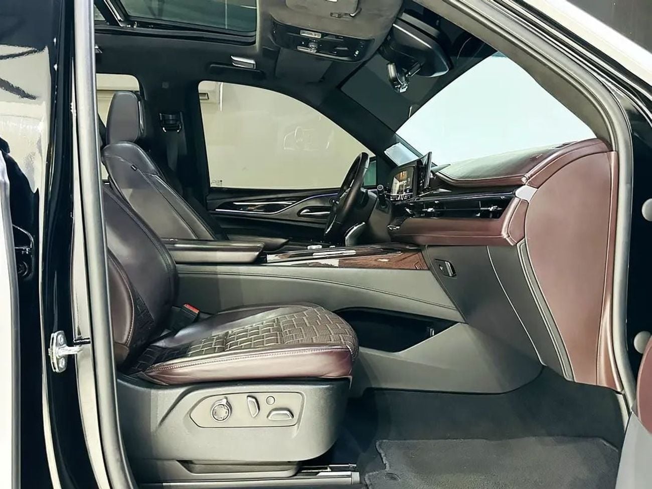 Cadillac Escalade PLATINUM