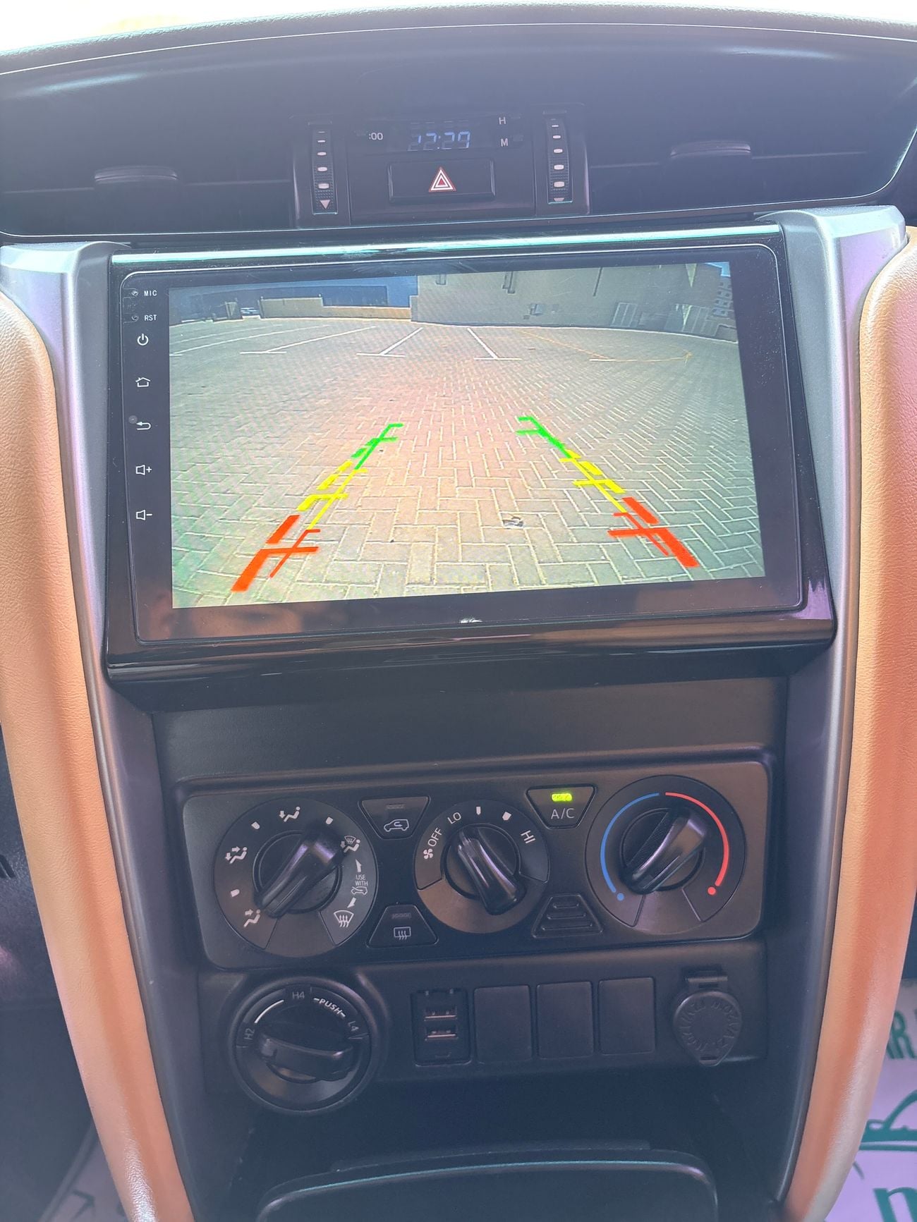 Toyota Fortuner GX2