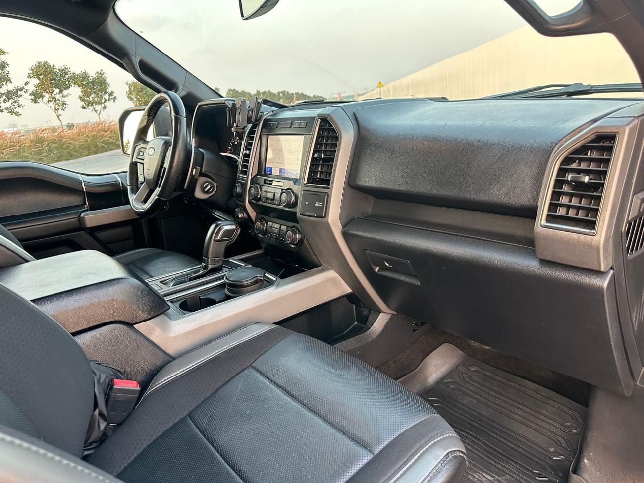 Ford F-150 RAPTOR SUPER CAB
