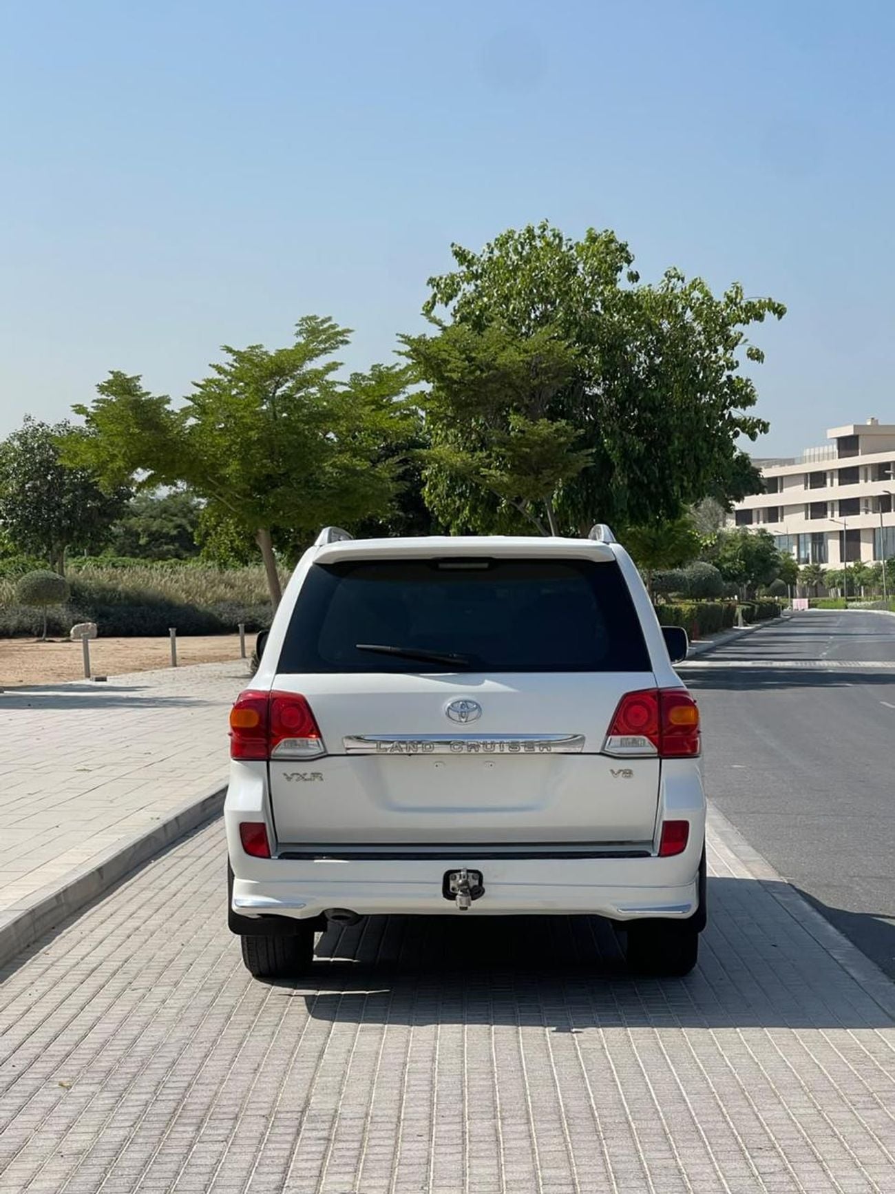 تويوتا لاند كروزر VXR