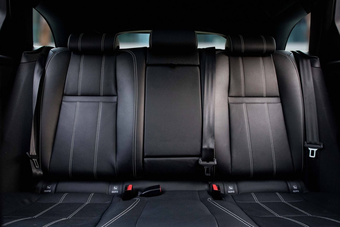 لاند روفر رينج روفر فيلار SE R-Dynamic Range Rover Velar SE R-Dynamic | 2,840 P.M | 0% Downpayment | Perfect Condition!