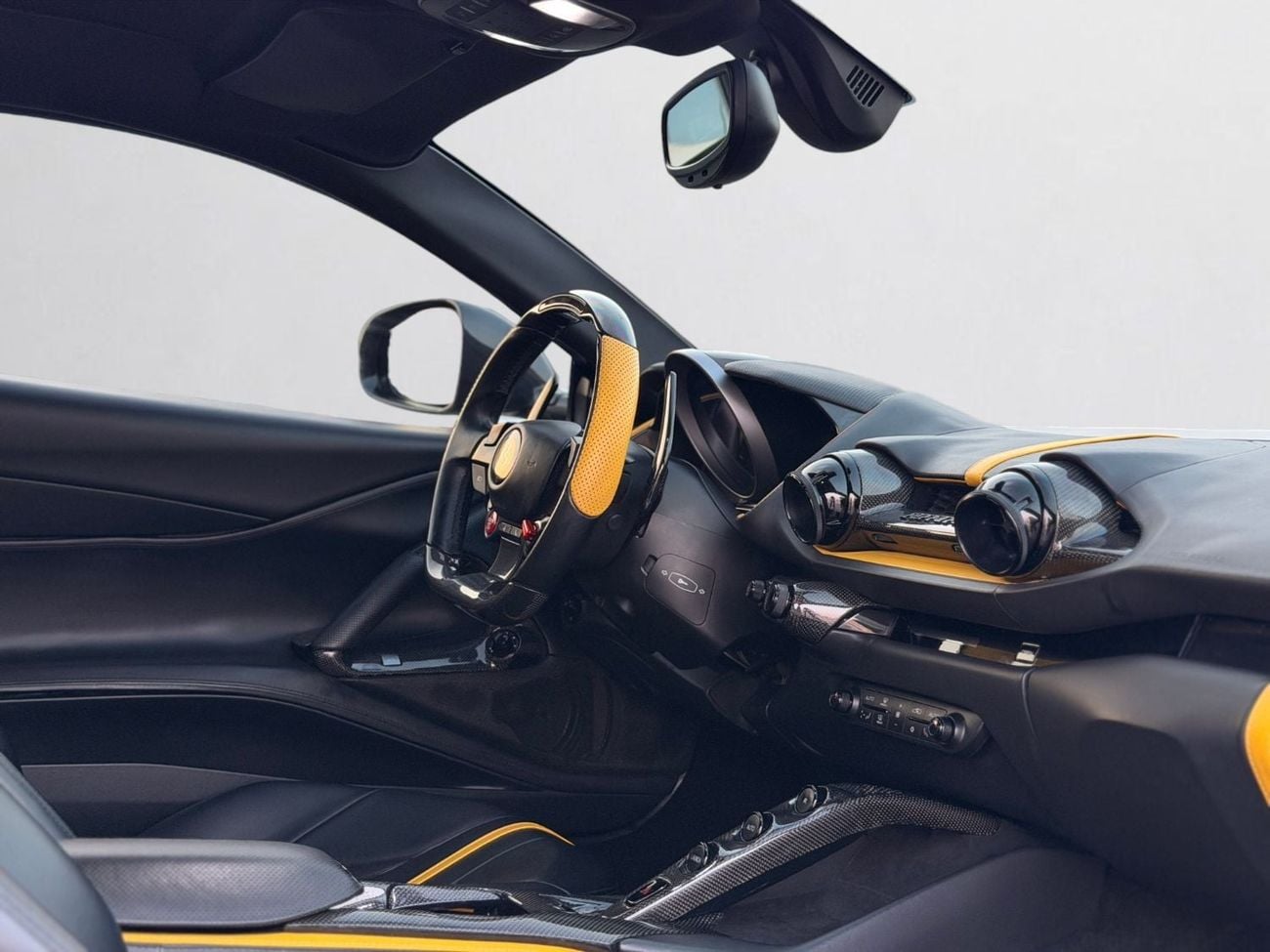 Ferrari 812 SUPERFAST INTERIOR & EXTERIOR CARBON | AFTERMARKET EXHAUST | 812 SUPERMARKET