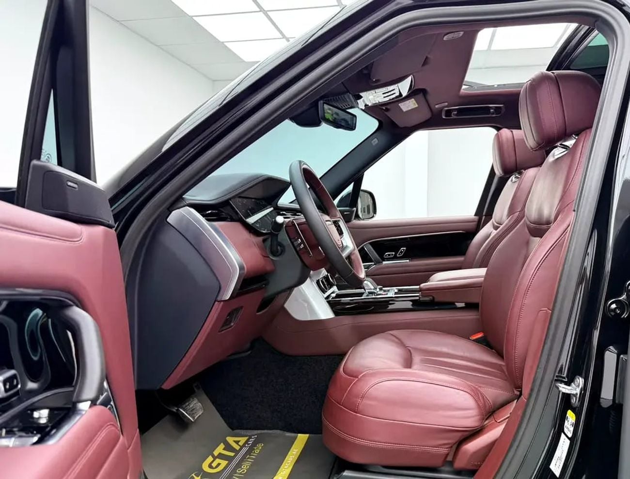 Land Rover Range Rover HSE Vogue HSE P400, RR Warranty + Service Pack, Full RR Service History, GCC