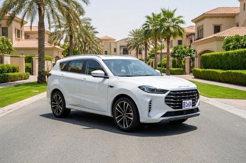 جيتور X70 بلس LUX كارس24 هي سوق ضخم للسيارات المستعملة موثوق ومضمون ٪كارس24 هي سوق ضخم للسيارات المستعملة موثوق ومضمون