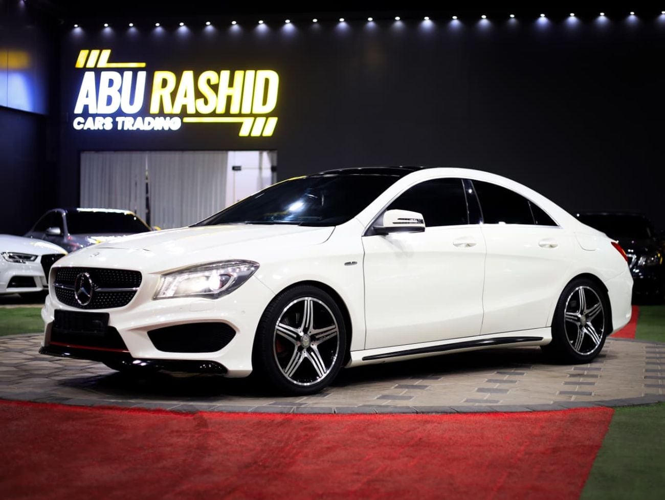 Mercedes Benz CLA250 STANDARD