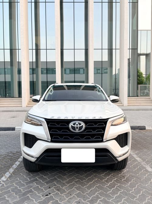 Toyota Fortuner GX2
