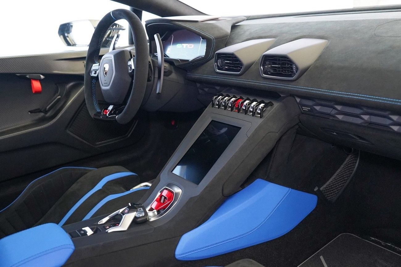 Lamborghini Huracan STO