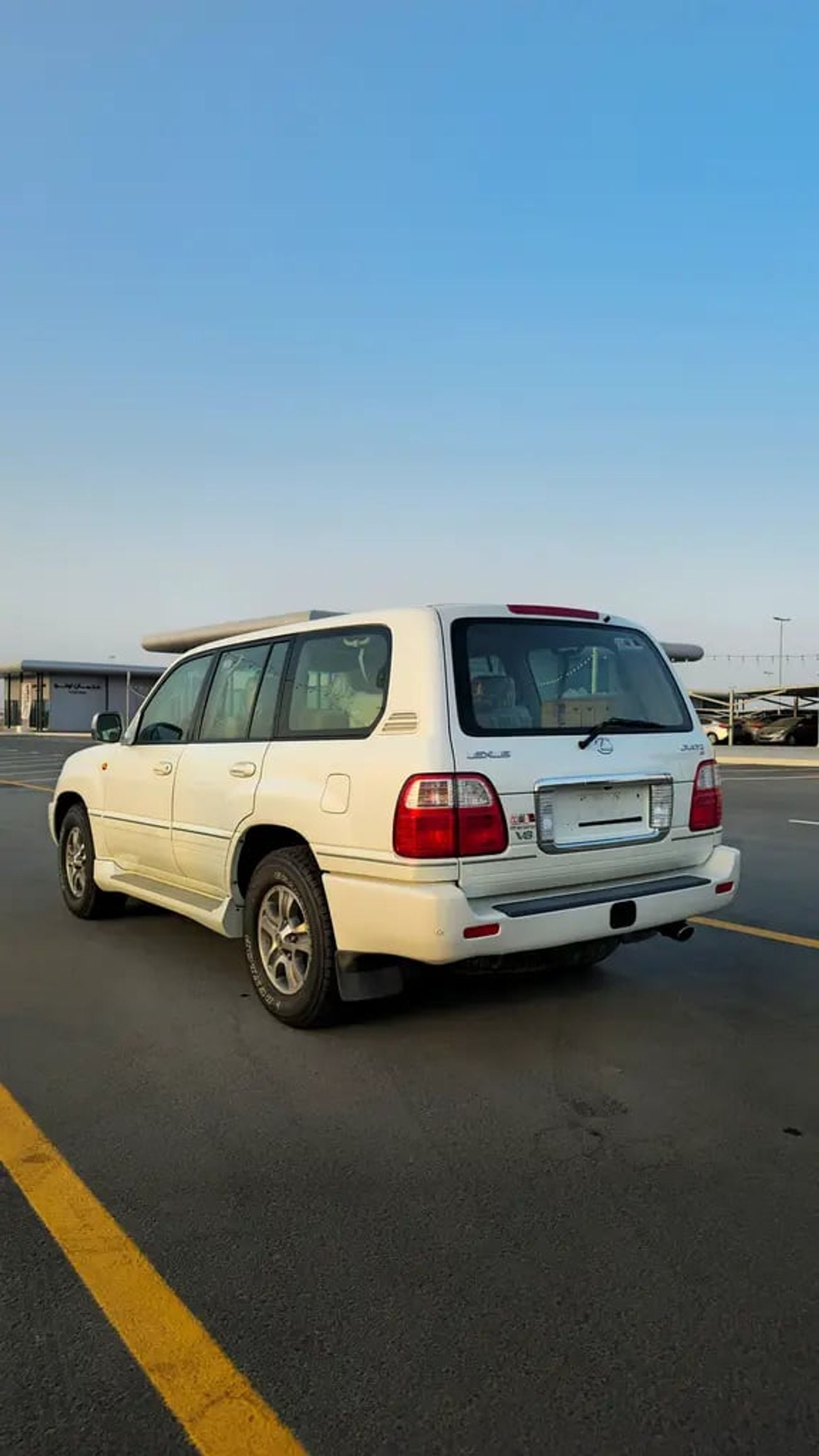 Lexus LX470 NAVIGATION LX 470 GCC Specs