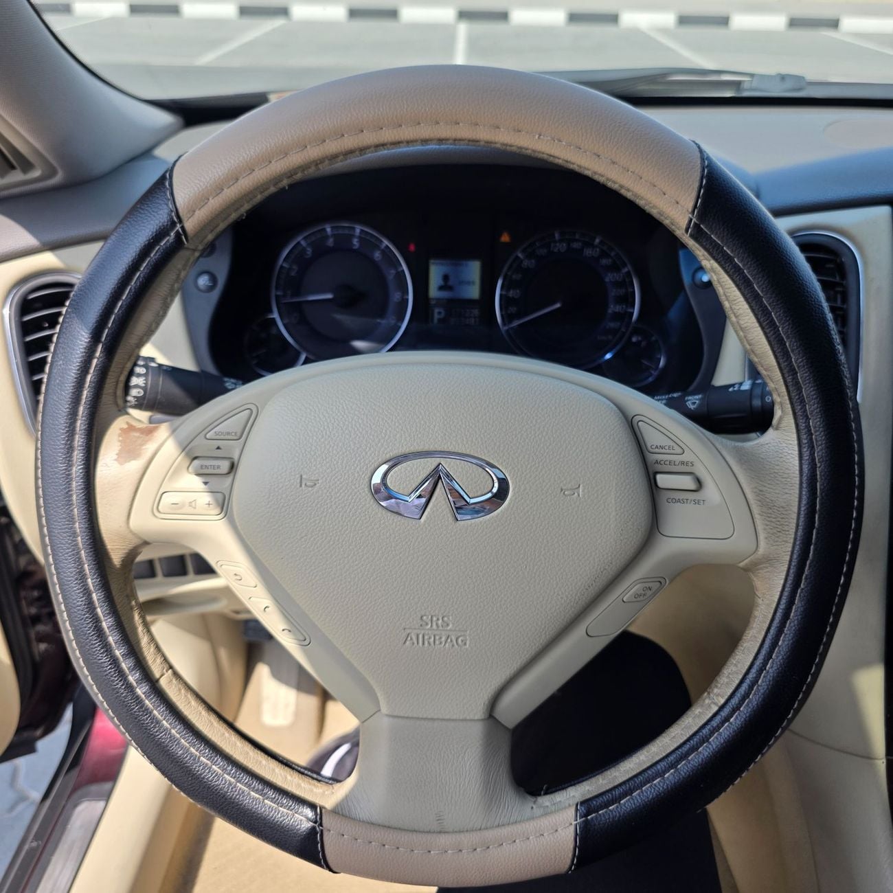 إنفينيتي QX50 بريميوم