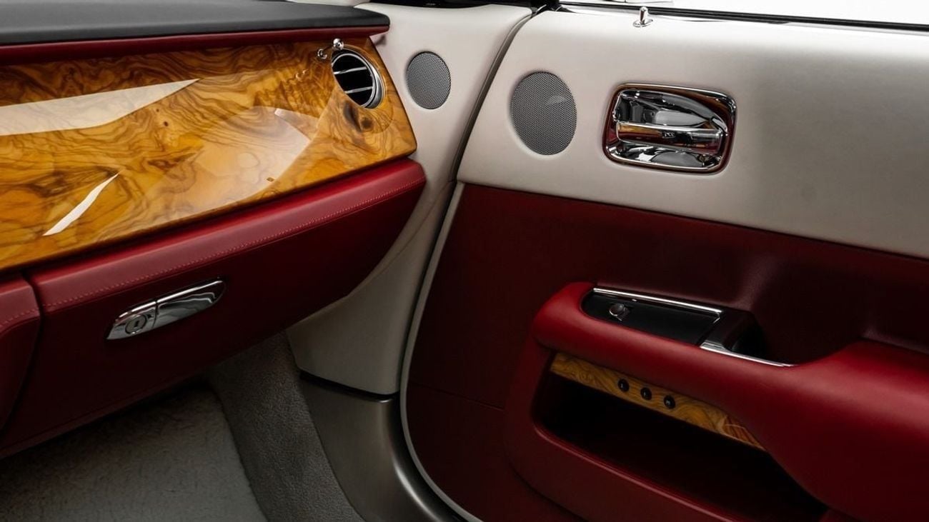 Rolls Royce Wraith STANDARD - 2014 - GCC Specs