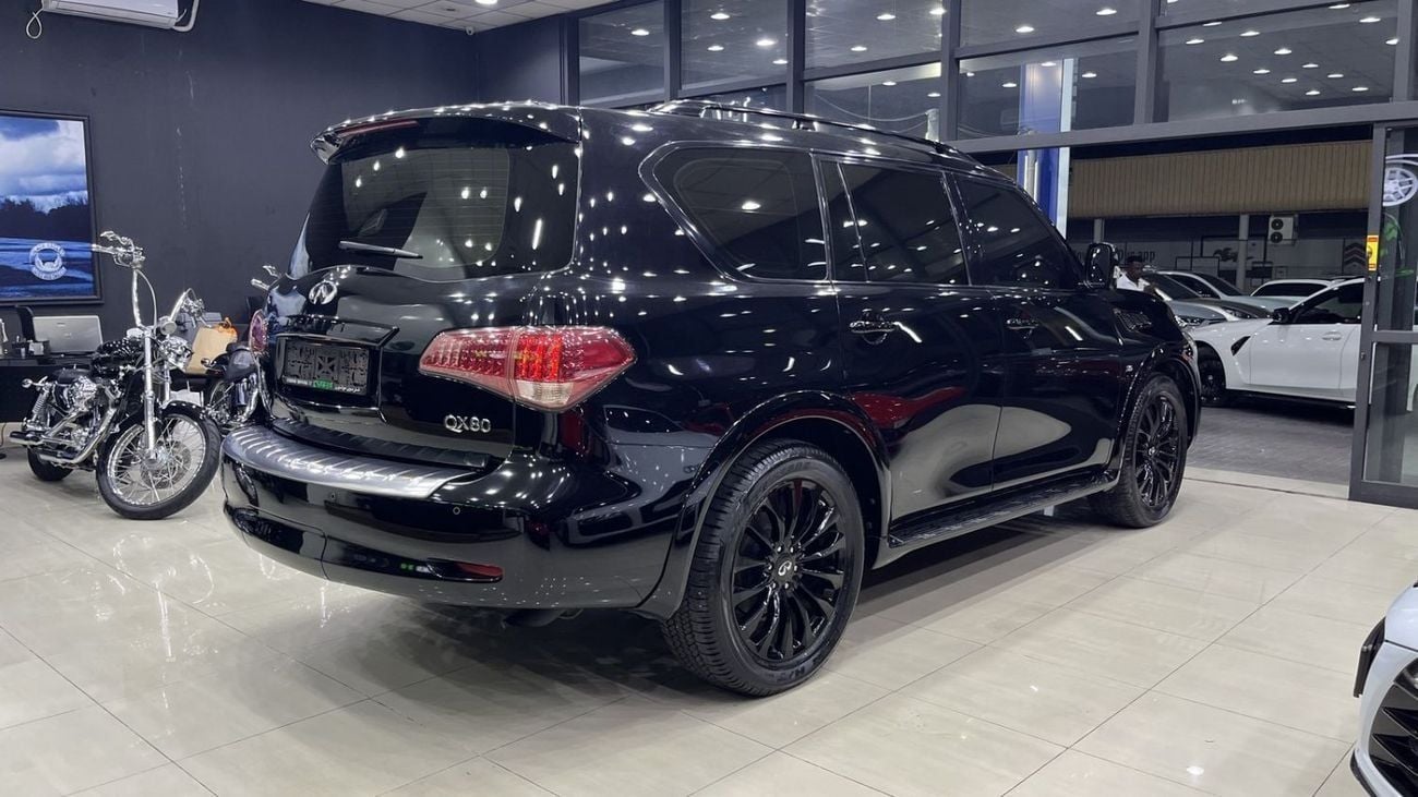 Infiniti QX80 LUXURY Infiniti QX80 2015 VERY LOW MILAGE GCC FULL DEALER SERVICE HISTORY