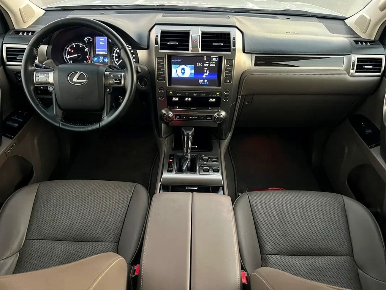 لكزس GX 460 GX 460 GCC Specs full option single owner full service history from al Futtaim automobile