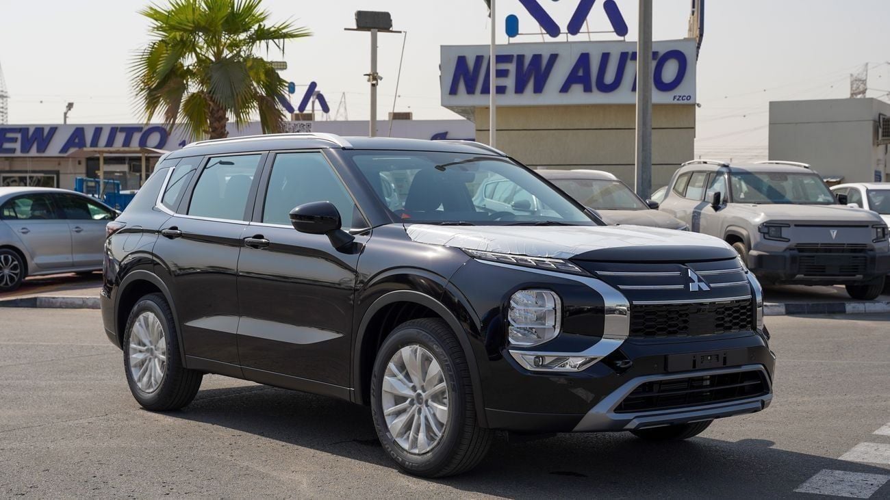 ميتسوبيشي آوتلاندر GLX MIDLINE ميتسوبيشي أوتلاندر (G03) – 2026 2.5 لتر | SUV 7 مقاعد | مواصفات GCC | للتصدير ف