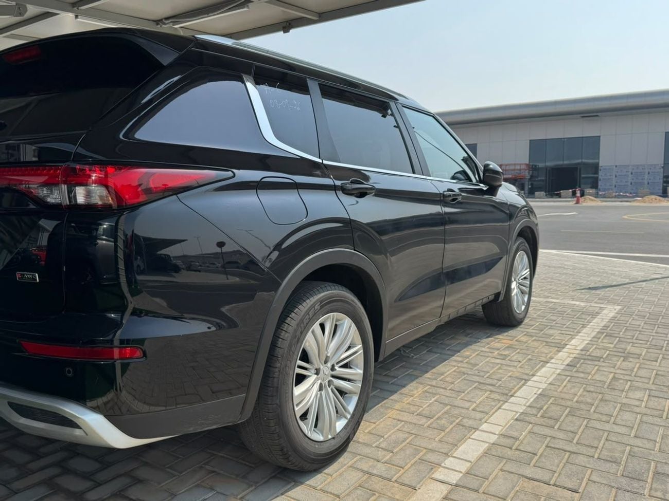 Mitsubishi Outlander GLX MIDLINE MITSUBISHI OUTLANDER 2024 | FULL OPTION