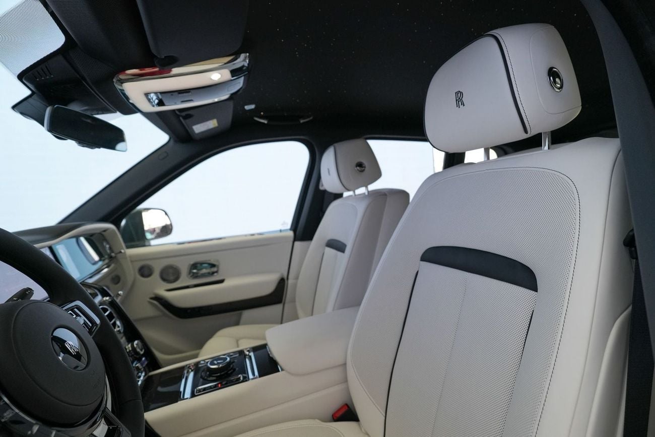 Rolls Royce Cullinan BLACK BADGE