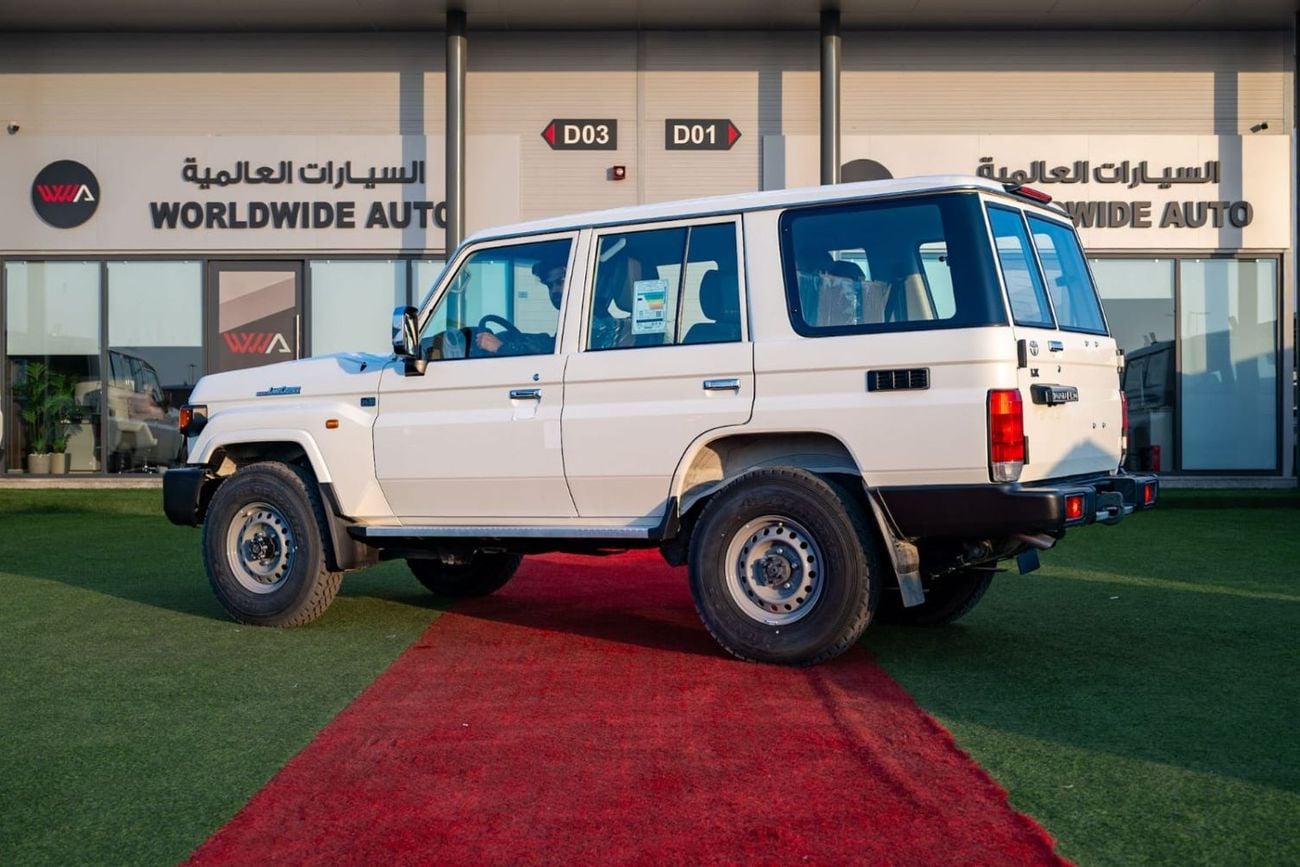 Toyota Land Cruiser 70 LC76 2.8L Manual Diesel