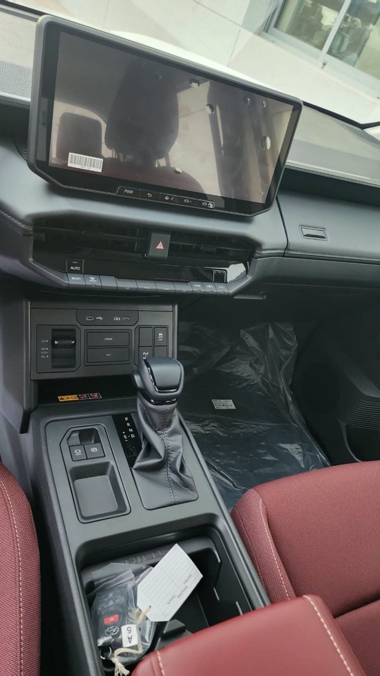 Toyota Hilux GLX 2.7 Petrol