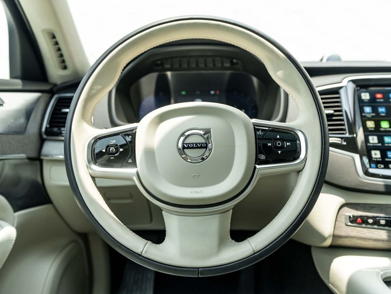 Volvo XC90 B6 Ultimate Bright Volvo XC90 B6 2024 GCC specs