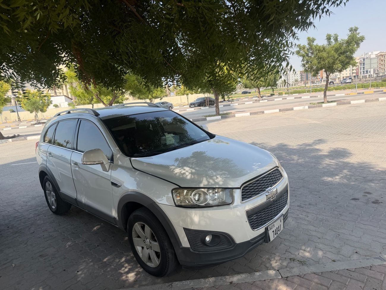 Chevrolet Captiva LS Infotainment system Cruise control Leather seats Automatic climate control LED headlights