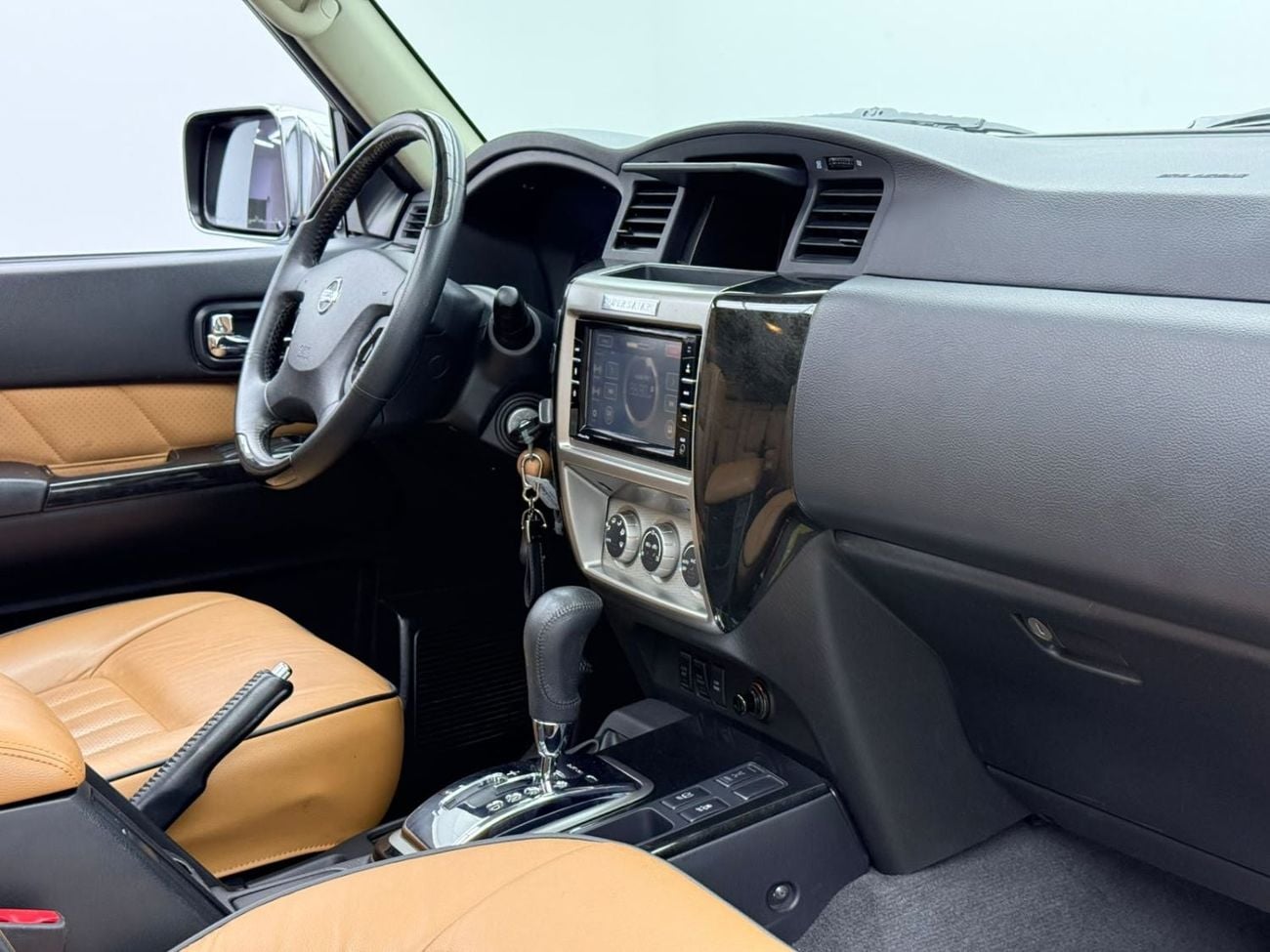 Nissan Patrol SUPER SAFARI 2021 Nissan Patrol Super Safari, Warranty, Service History, GCC Specs