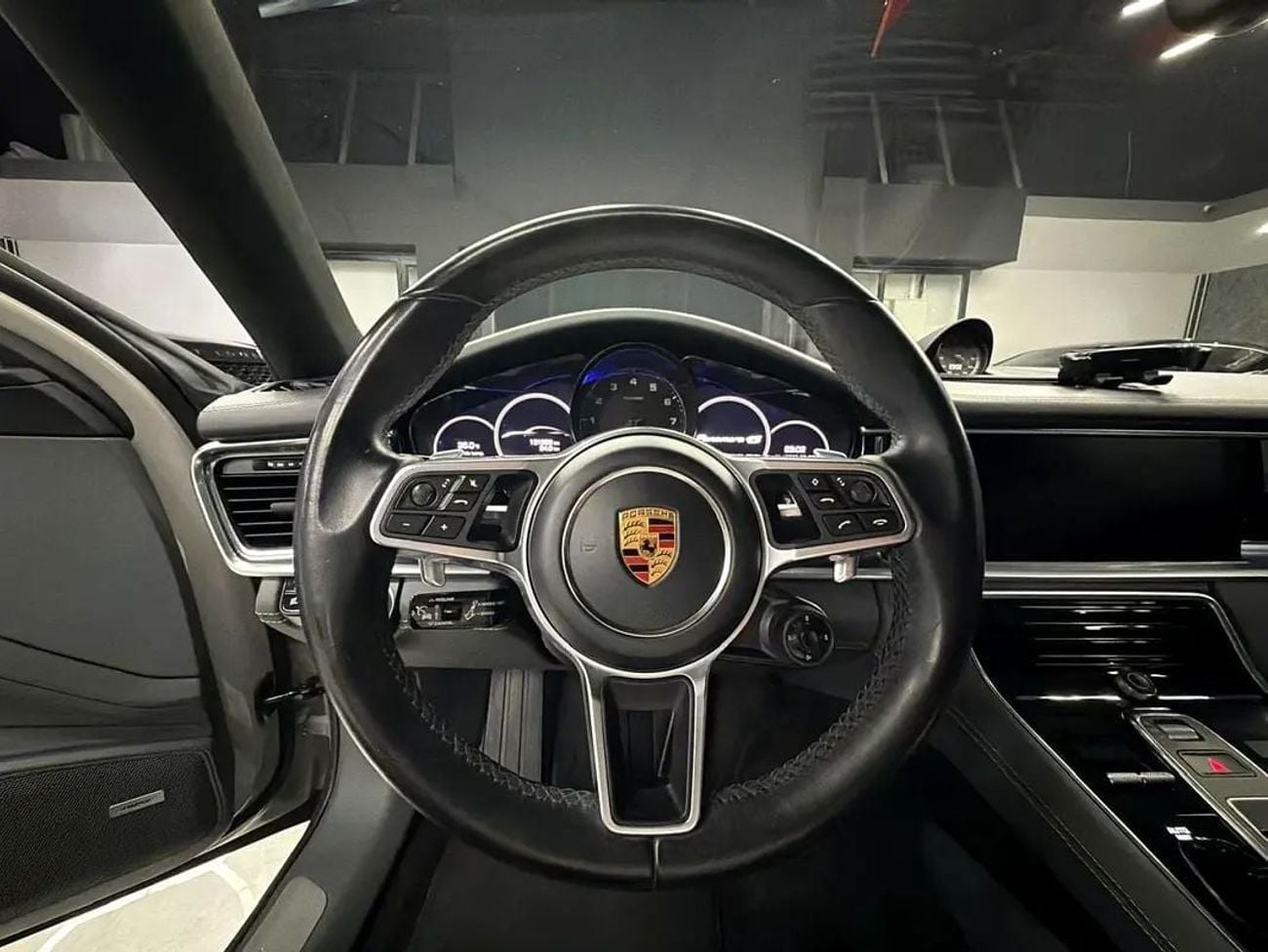Porsche Panamera 4S