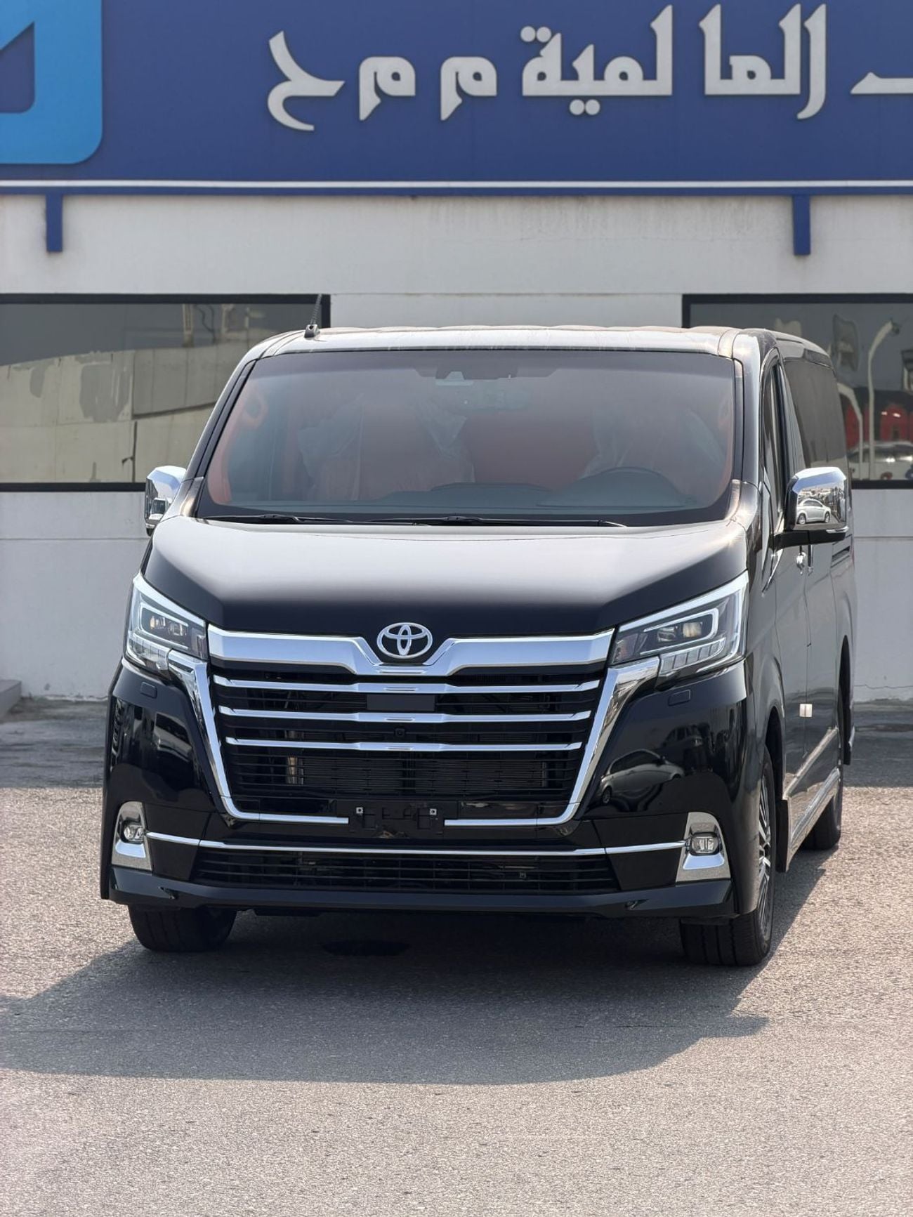Toyota Granvia PREMIUM PETROL FULL OPTION WITH VIP EDITION